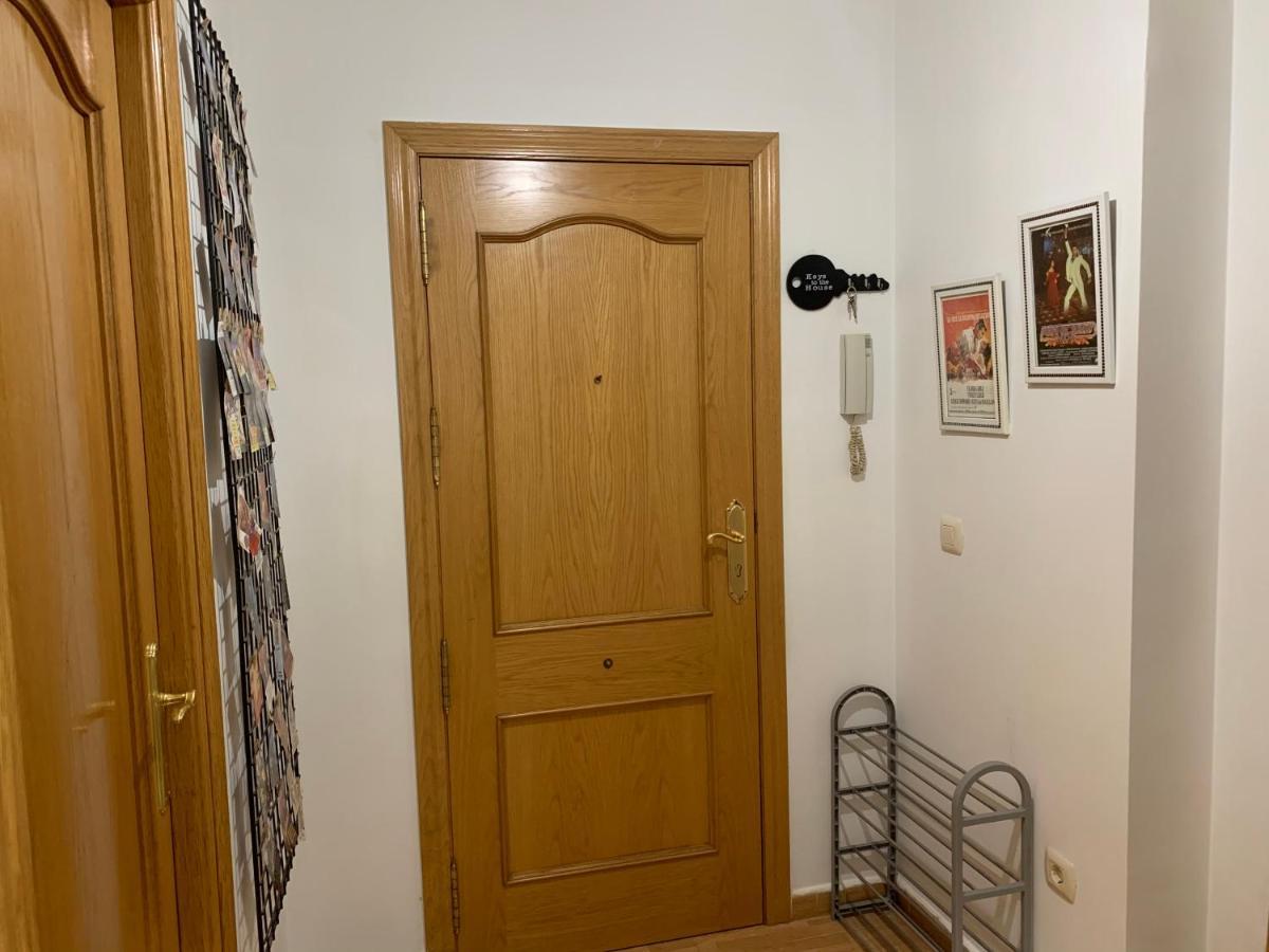 Hoster Cinema Verona Томельосо Экстерьер фото