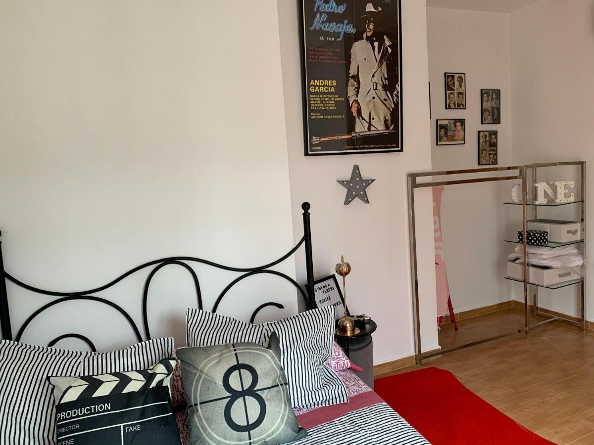 Hoster Cinema Verona Томельосо Экстерьер фото